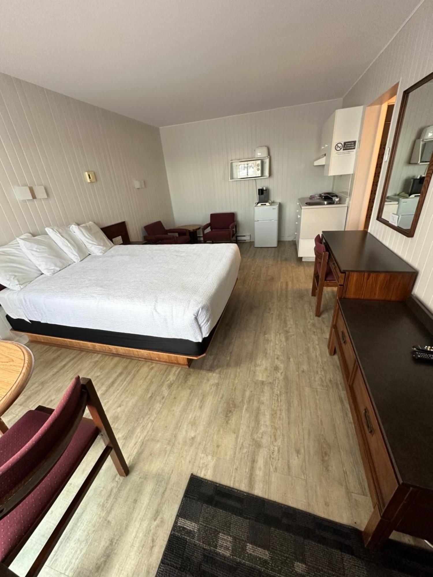 Motel Carleton Sur Mer Extérieur photo