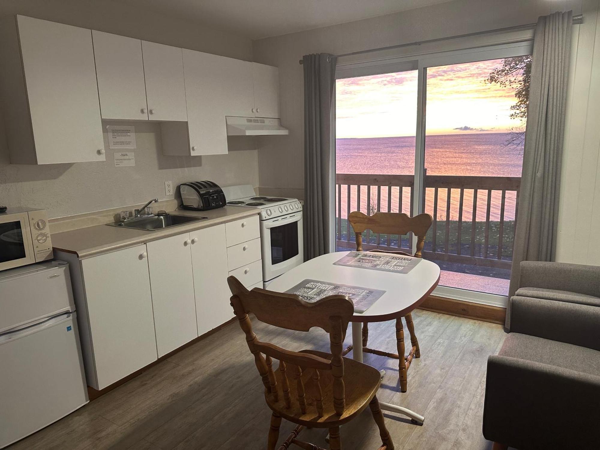 Motel Carleton Sur Mer Extérieur photo